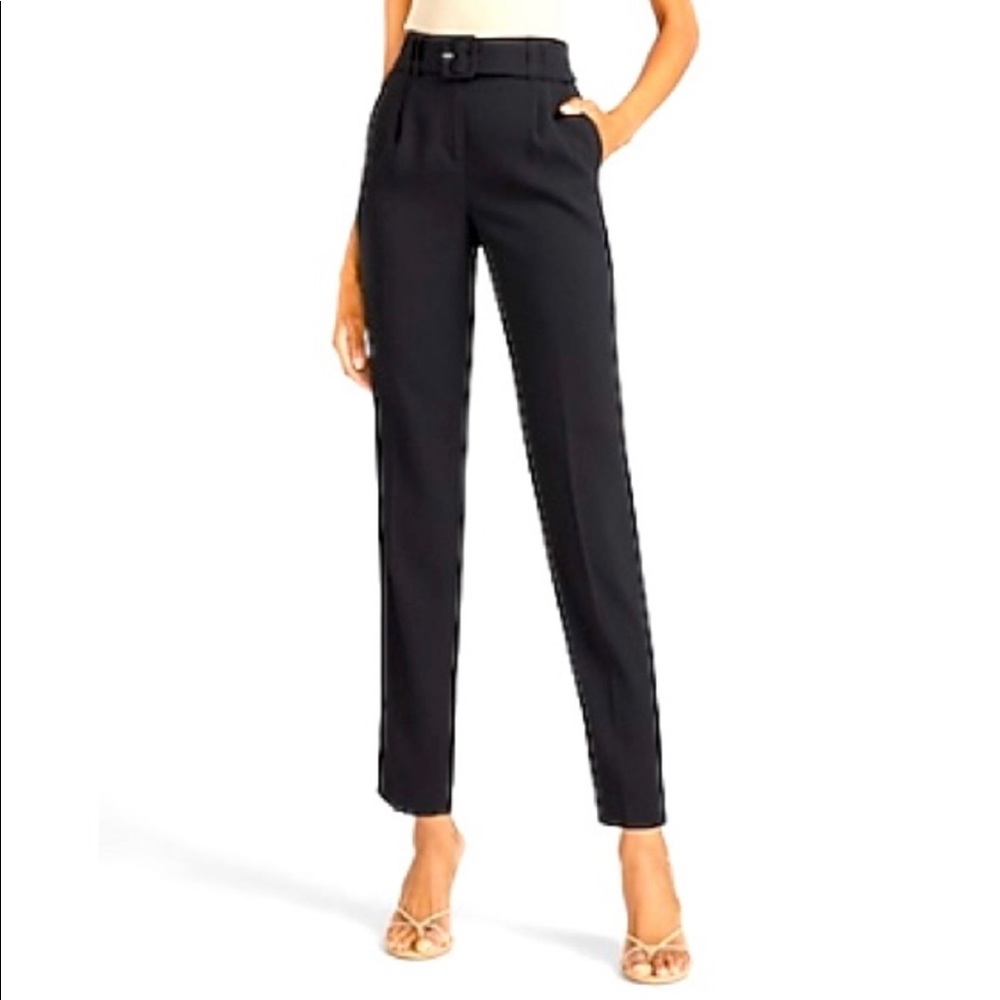 Black Express size 6 High Waist Ankle Pants with Belt